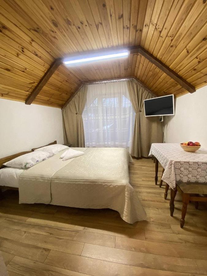 Apartamento Затишок В Карпатах 1 Slavske Exterior foto
